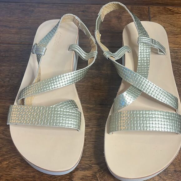 Olukai Onohi Women’s Strappy Leather Sandals, size 8 - Picture 2 of 7